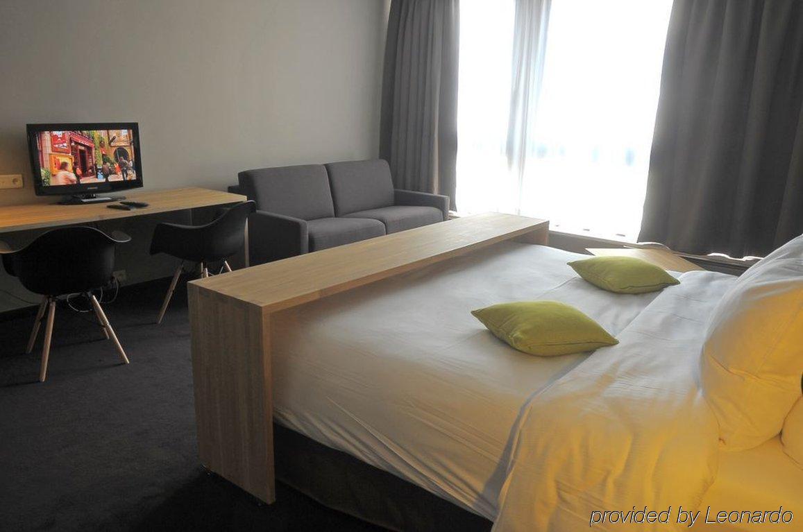 9Hotel Chelton Brüksel Oda fotoğraf